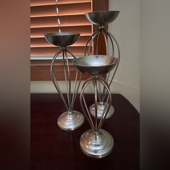 ๐ฉถ 10โ 12โ 14โ 3 Tier Pewter Candle Holder Set - Picture 1 of 1